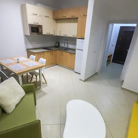 Apartment 1 Bedroom 839