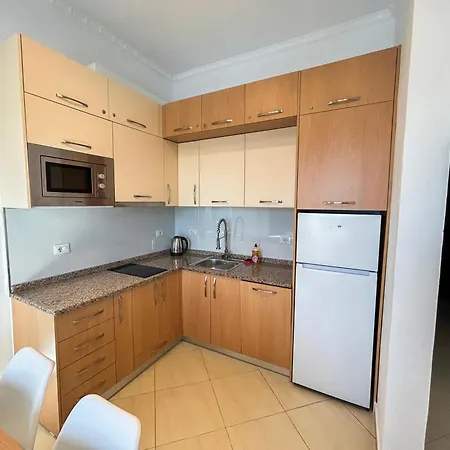 1 Bedroom 839
