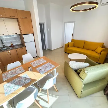 Apartment 1 Bedroom 839